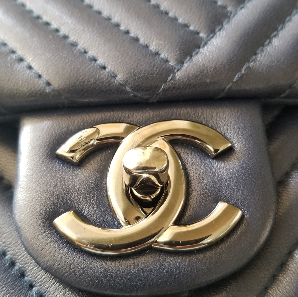 Chanel bag - Picture 2 of 7